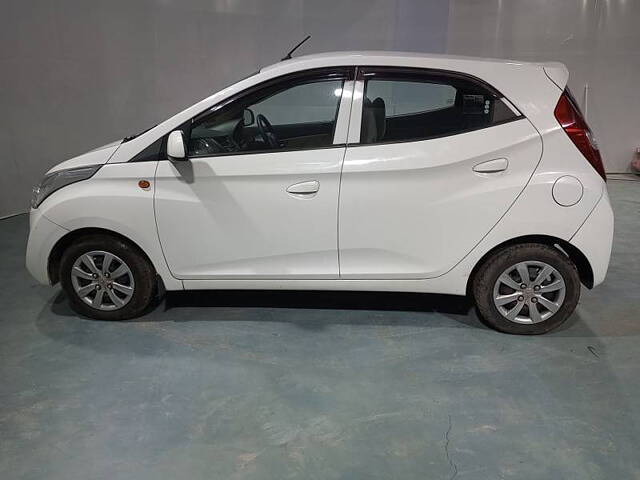 Second Hand Hyundai Eon Sportz in Kochi