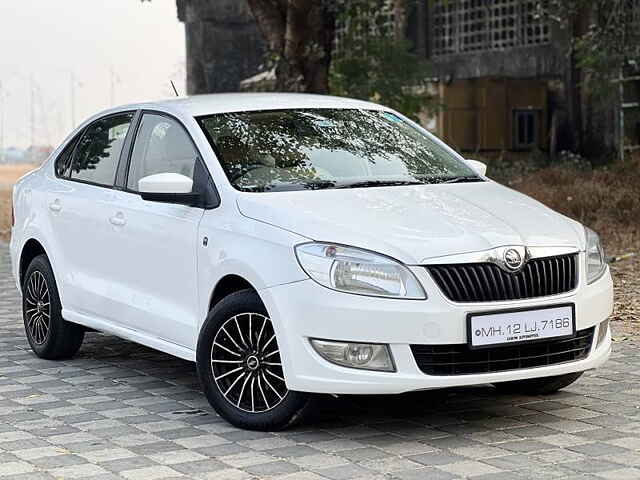 Second Hand Skoda Rapid [2014-2015] 1.6 MPI Ambition with Alloy Wheels in Mumbai