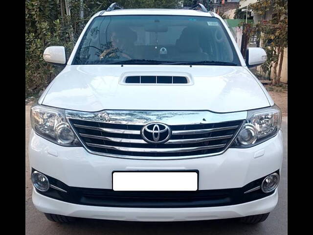 Second Hand Toyota Fortuner 3.0 4x2 AT in ఆగ్రా