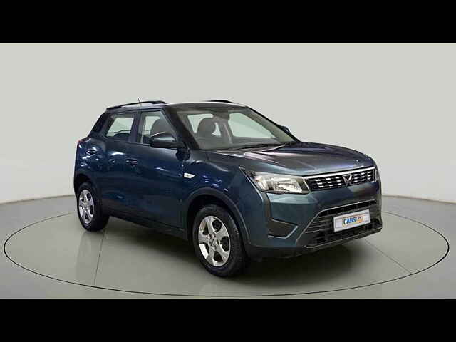 Second Hand Mahindra XUV300 [2019-2024] W6 1.2 Petrol AMT [2021] in Delhi