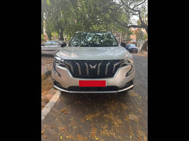 Second Hand Mahindra XUV700 AX 5 Diesel AT 5 STR [2021] in Bangalore