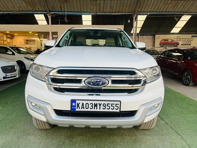 Second Hand Ford Endeavour [2016-2019] Titanium 3.2 4x4 AT in Bangalore