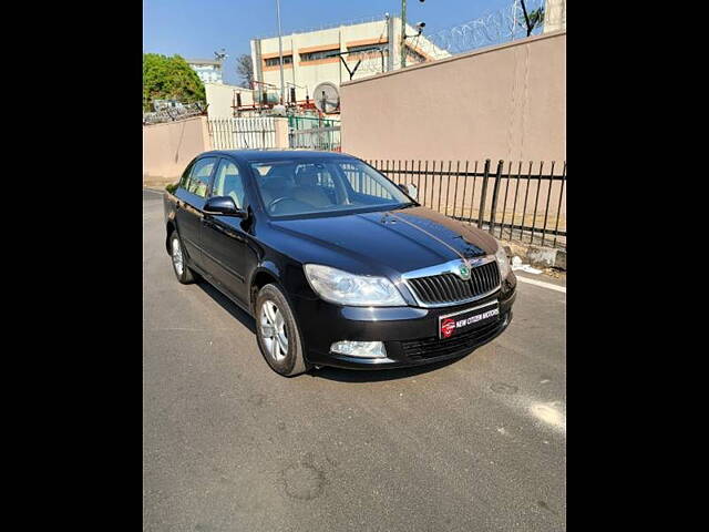 Second Hand Skoda Laura Elegance 2.0 TDI CR AT in Bangalore