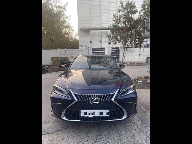 Second Hand Lexus ES 300h Luxury in Delhi