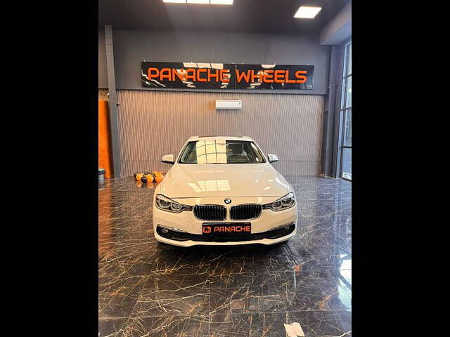 Second Hand BMW 3 Series [2016-2019] 320i Luxury Line in Greater Noida