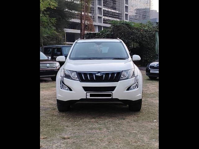 Second Hand Mahindra XUV500 [2015-2018] W10 AWD in Vadodara