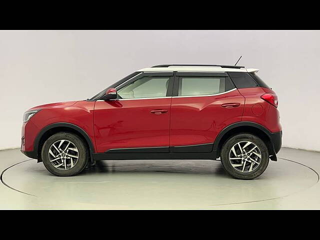 Second Hand Mahindra XUV300 [2019-2024] W8(O) 1.5 Diesel Dual Tone [2020] in Kolkata