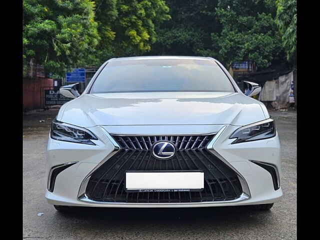 Second Hand Lexus ES 300h Luxury in Delhi