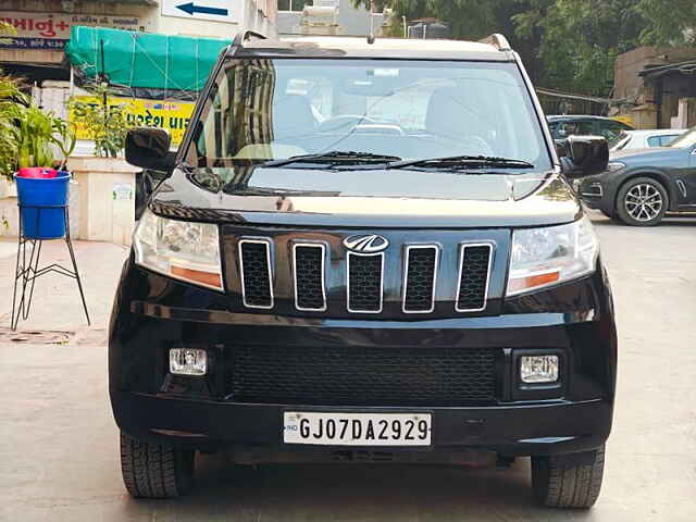 Second Hand Mahindra TUV300 [2015-2019] T6 in Ahmedabad