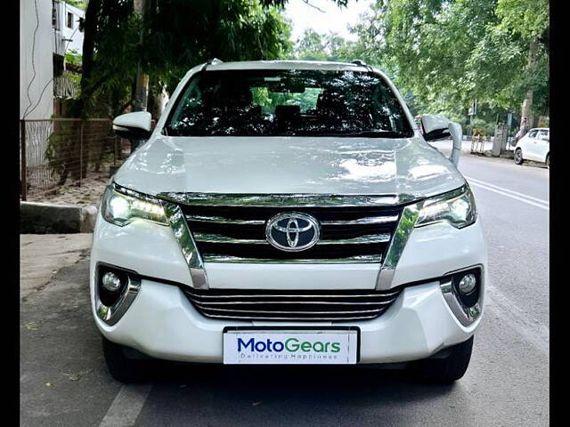 Second Hand Toyota Fortuner [2016-2021] 2.8 4x2 AT [2016-2020] in Delhi