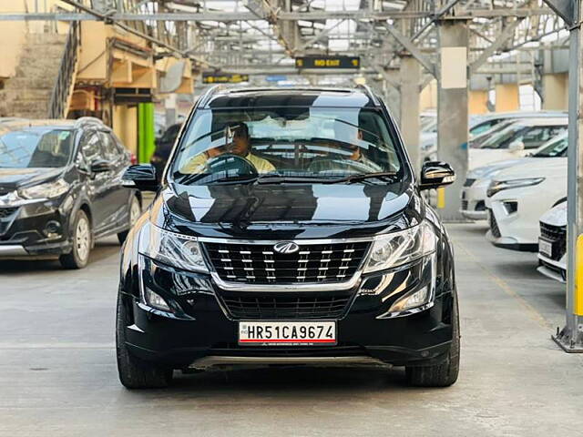 Second Hand Mahindra XUV500 W11 in Delhi