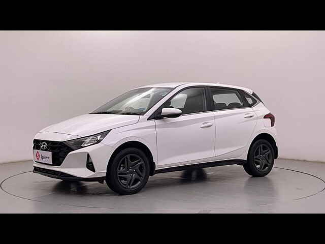 Second Hand Hyundai i20 [2020-2023] Sportz 1.2 MT [2020-2023] in Lucknow