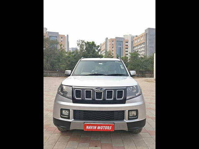 Second Hand Mahindra TUV300 T10 in Ahmedabad