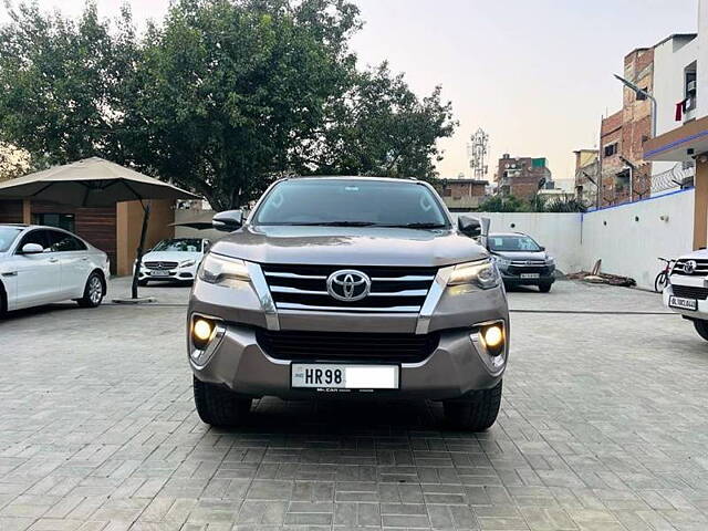 Second Hand Toyota Fortuner [2016-2021] 2.8 4x2 AT [2016-2020] in Delhi