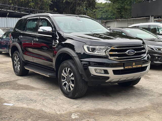 Second Hand Ford Endeavour Titanium Plus 2.0 4x4 AT in Pune