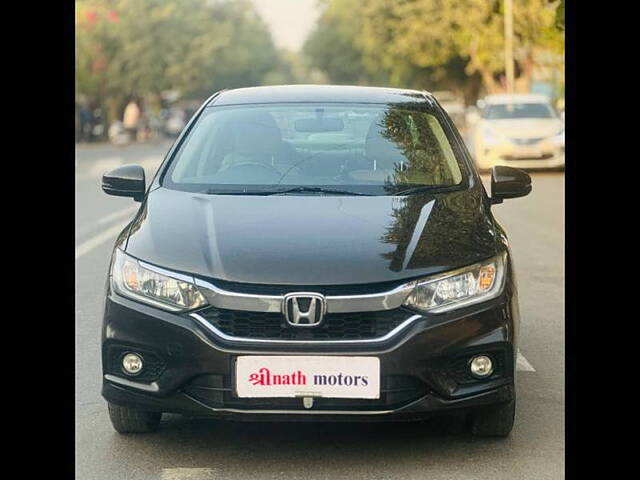 Second Hand Honda City V Petrol MT in Ahmedabad