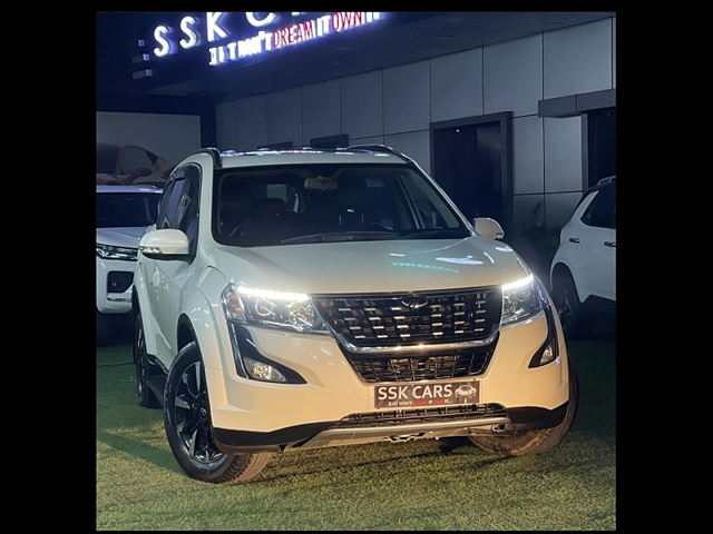 Second Hand Mahindra XUV500 W11 (O) AT in Lucknow