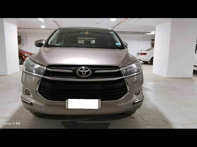 Second Hand Toyota Innova Crysta [2016-2020] 2.4 G 8 STR [2016-2017] in Mumbai