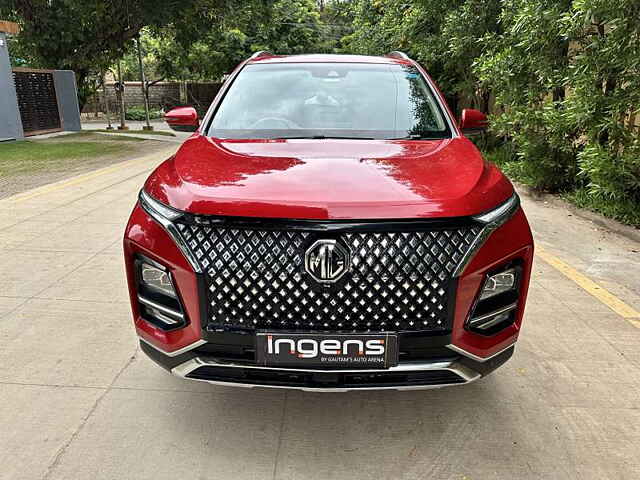 Second Hand MG Hector Plus Savvy Pro 1.5 Turbo Petrol CVT 6 STR in Hyderabad