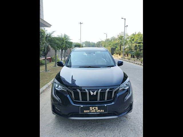 Second Hand Mahindra XUV700 AX 7 Petrol AT 7 STR [2021] in Delhi