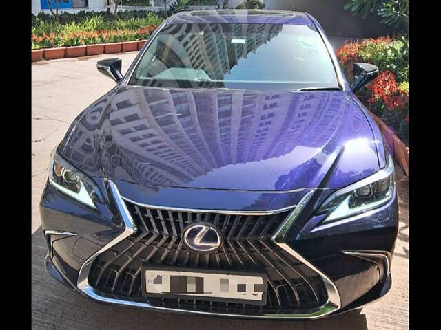 Second Hand Lexus ES 300h Luxury in Mumbai