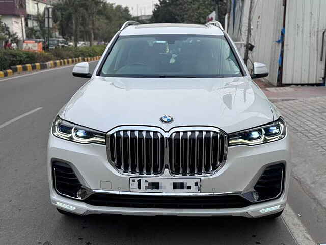 Second Hand BMW X7 [2019-2023] xDrive30d DPE Signature 7STR in Hyderabad