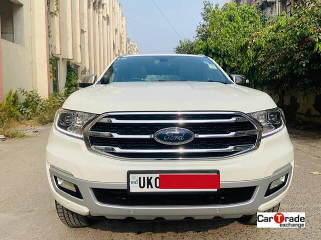 Second Hand Ford Endeavour Titanium Plus 2.0 4x4 AT in Delhi