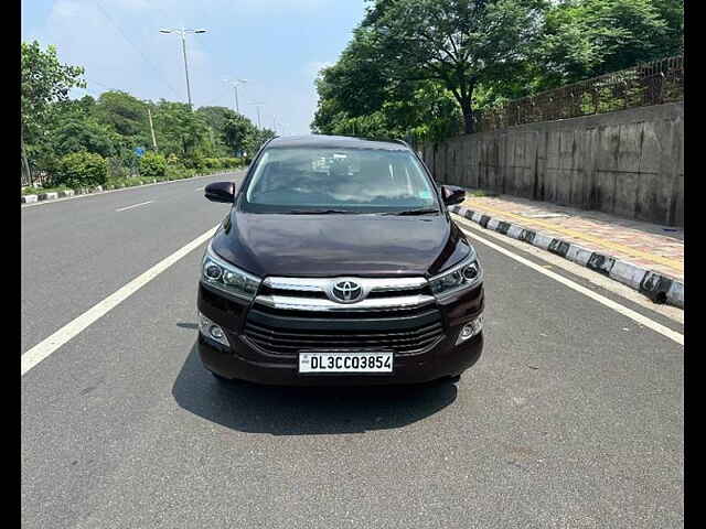 Second Hand Toyota Innova Crysta [2016-2020] 2.4 VX 8 STR [2016-2020] in Delhi