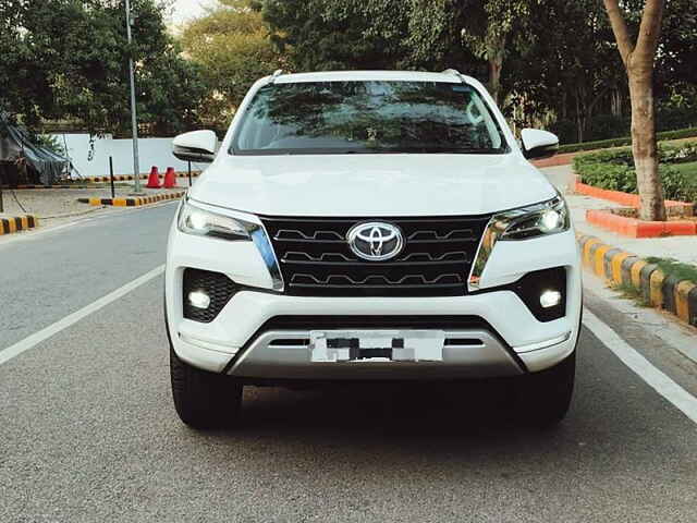 Second Hand Toyota Fortuner [2016-2021] 2.7 4x2 AT [2016-2020] in Delhi