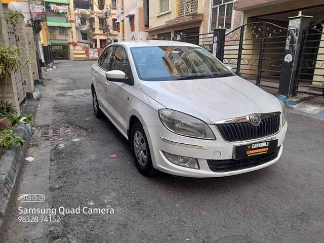 Second Hand Skoda Rapid [2014-2015] 1.5 TDI CR Ambition AT in Kolkata