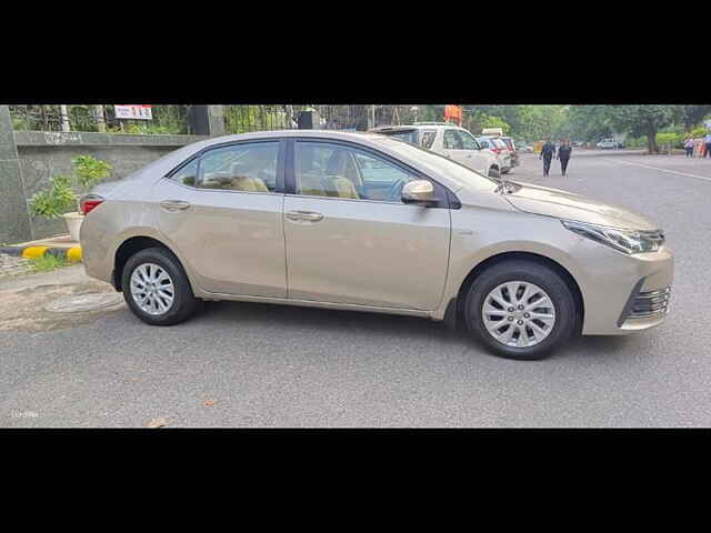 Second Hand Toyota Corolla Altis [2014-2017] GL Petrol in Delhi