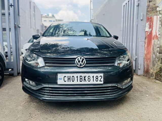 Second Hand Volkswagen Polo [2016-2019] Highline Plus 1.2( P)16 Alloy [2017-2018] in Chandigarh