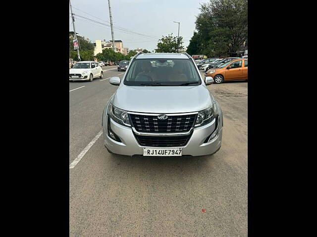 Second Hand Mahindra XUV500 W11 in Jaipur