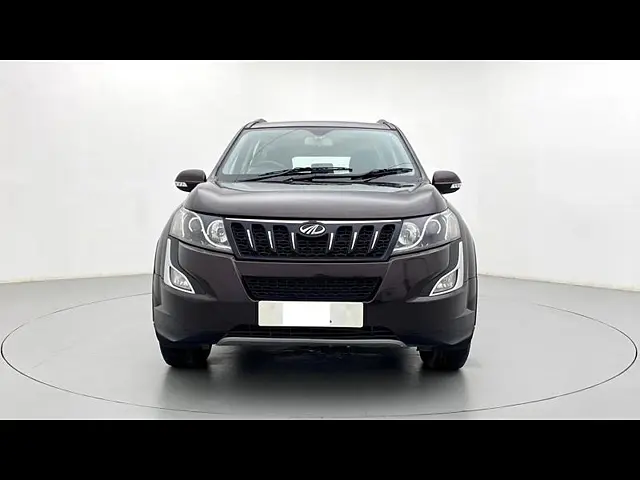 Second Hand Mahindra XUV500 [2015-2018] W10 Black Interiors [2017] in Kolkata