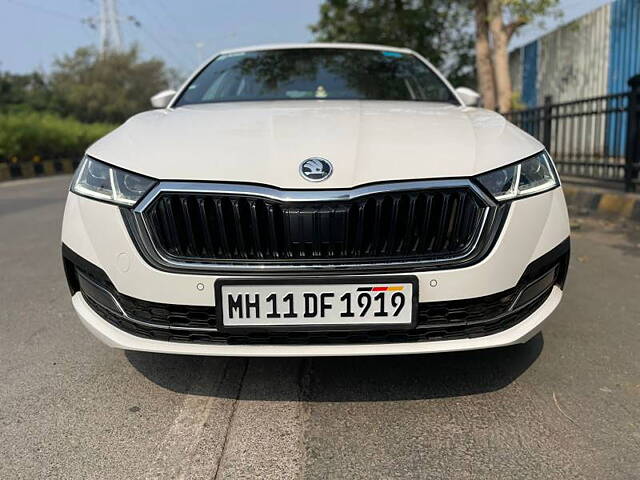 Second Hand Skoda Octavia L&K 2.0 in Mumbai