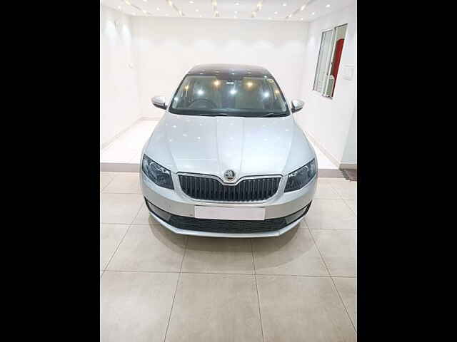 Second Hand Skoda Octavia [2013-2015] Elegance 2.0 TDI AT in Bangalore