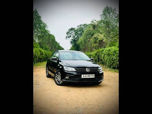 Second Hand Volkswagen Jetta Highline TDI AT in Ahmedabad