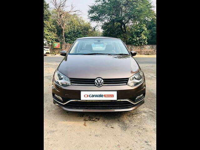 Second Hand Volkswagen Ameo Highline Plus 1.5L (D)16 Alloy in Delhi