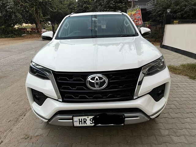 Second Hand Toyota Fortuner 4X2 MT 2.8 Diesel in Gurgaon