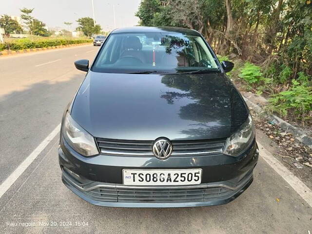 Second Hand Volkswagen Ameo Highline Plus 1.5L AT (D)16 Alloy in Hyderabad