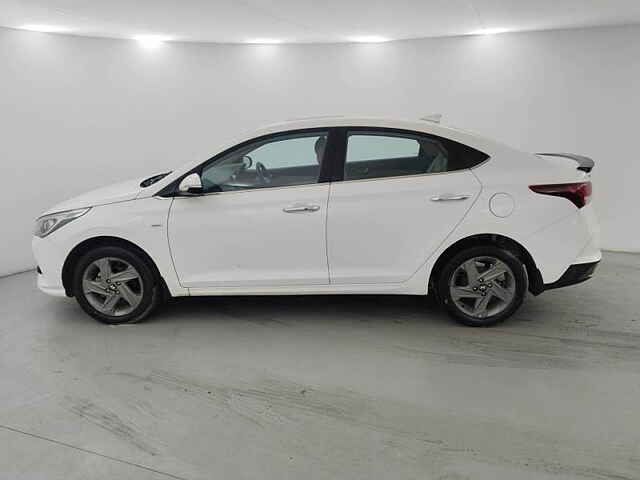 Second Hand Hyundai Verna SX 1.5 Petrol IVT in Jaipur