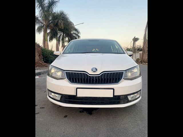 Second Hand Skoda Rapid Ambition 1.5 TDI in Surat