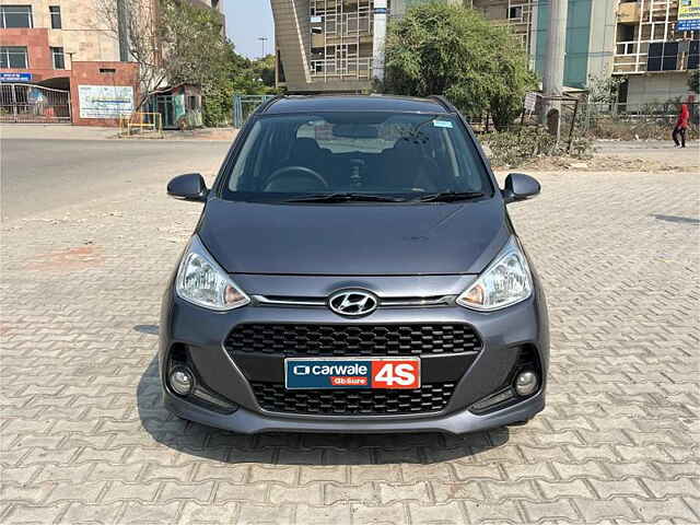 Second Hand Hyundai Grand i10 Sportz (O) AT 1.2 Kappa VTVT [2017-2018] in Delhi