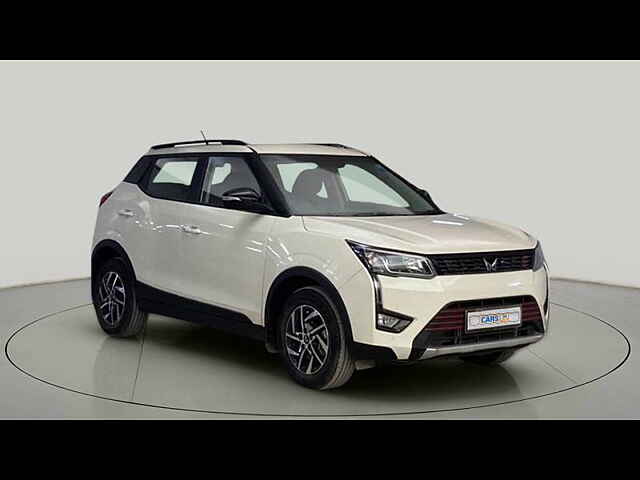 Second Hand Mahindra XUV300 [2019-2024] W8 (O) 1.2 Petrol in Delhi