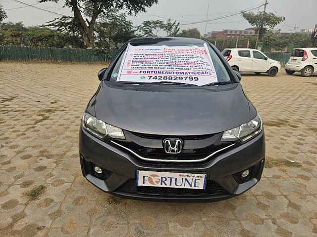 Second Hand Honda Jazz [2015-2018] V AT Petrol in Delhi