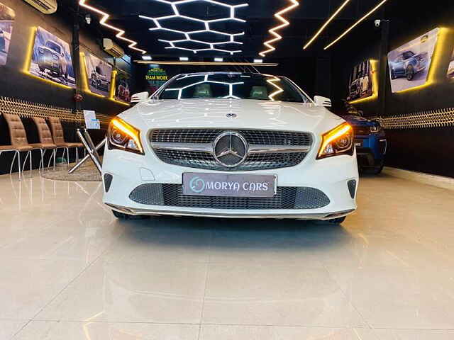 Second Hand Mercedes-Benz CLA [2015-2016] 200 Petrol Sport  (CBU) in Mumbai