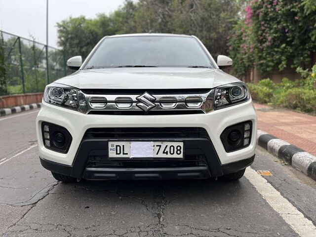 Second Hand Maruti Suzuki Brezza LXi in Delhi