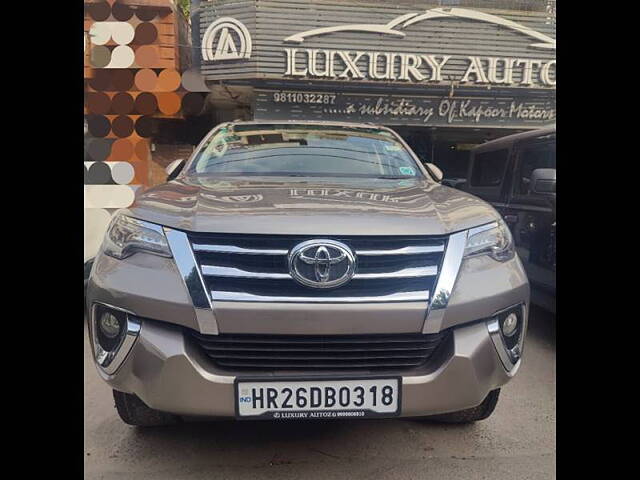 Second Hand Toyota Fortuner [2016-2021] 2.8 4x2 AT [2016-2020] in Delhi