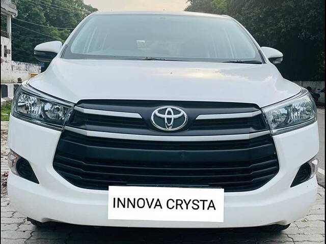 Second Hand Toyota Innova Crysta [2016-2020] 2.4 G 8 STR [2016-2017] in Kanpur