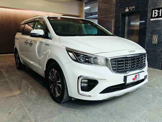 Second Hand Kia Carnival [2020-2023] Limousine Plus 7 STR in Ahmedabad